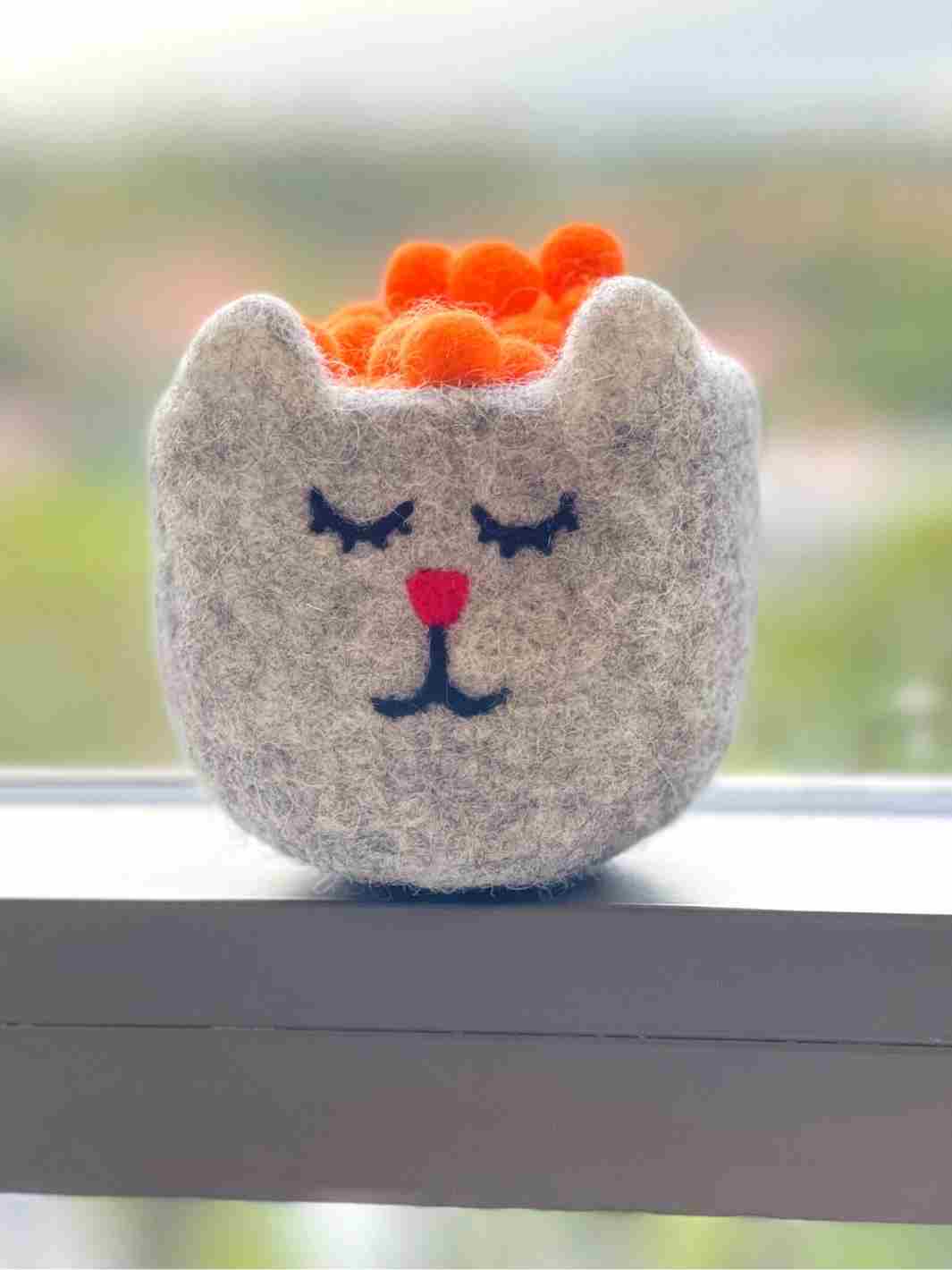 Eco-Friendly Craft Supplies | Wool Felt Balls - 1 cm (Orange) | Eco Dog & Cat 