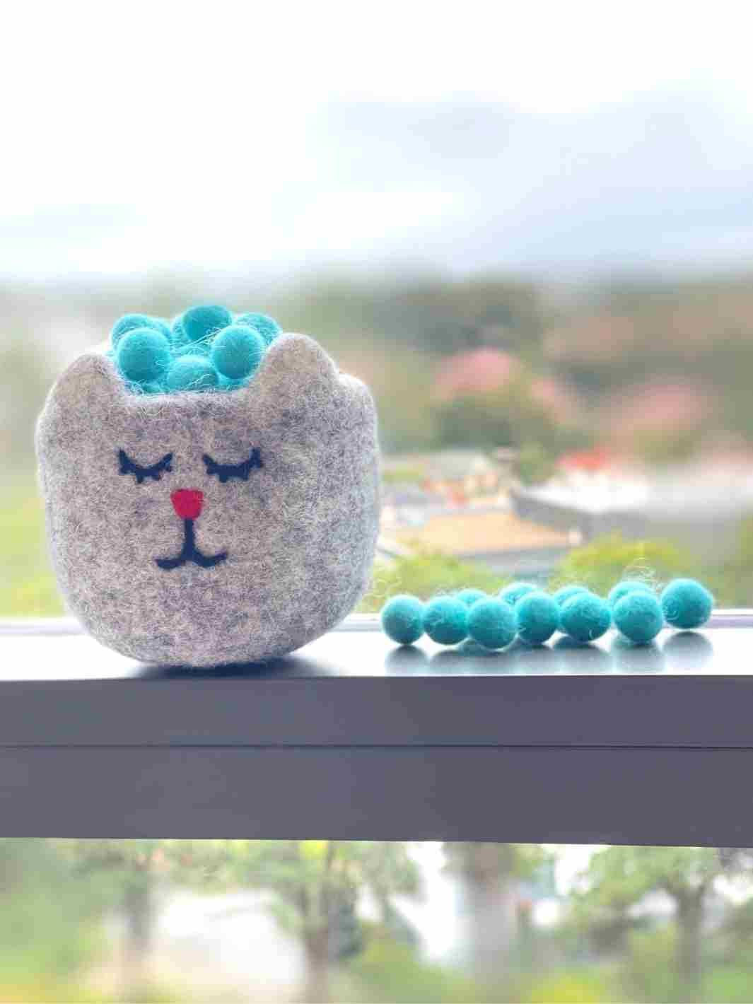 Eco-Friendly Craft Supplies | Wool Felt Balls - 1 cm (Blue) | Eco Dog & Cat 