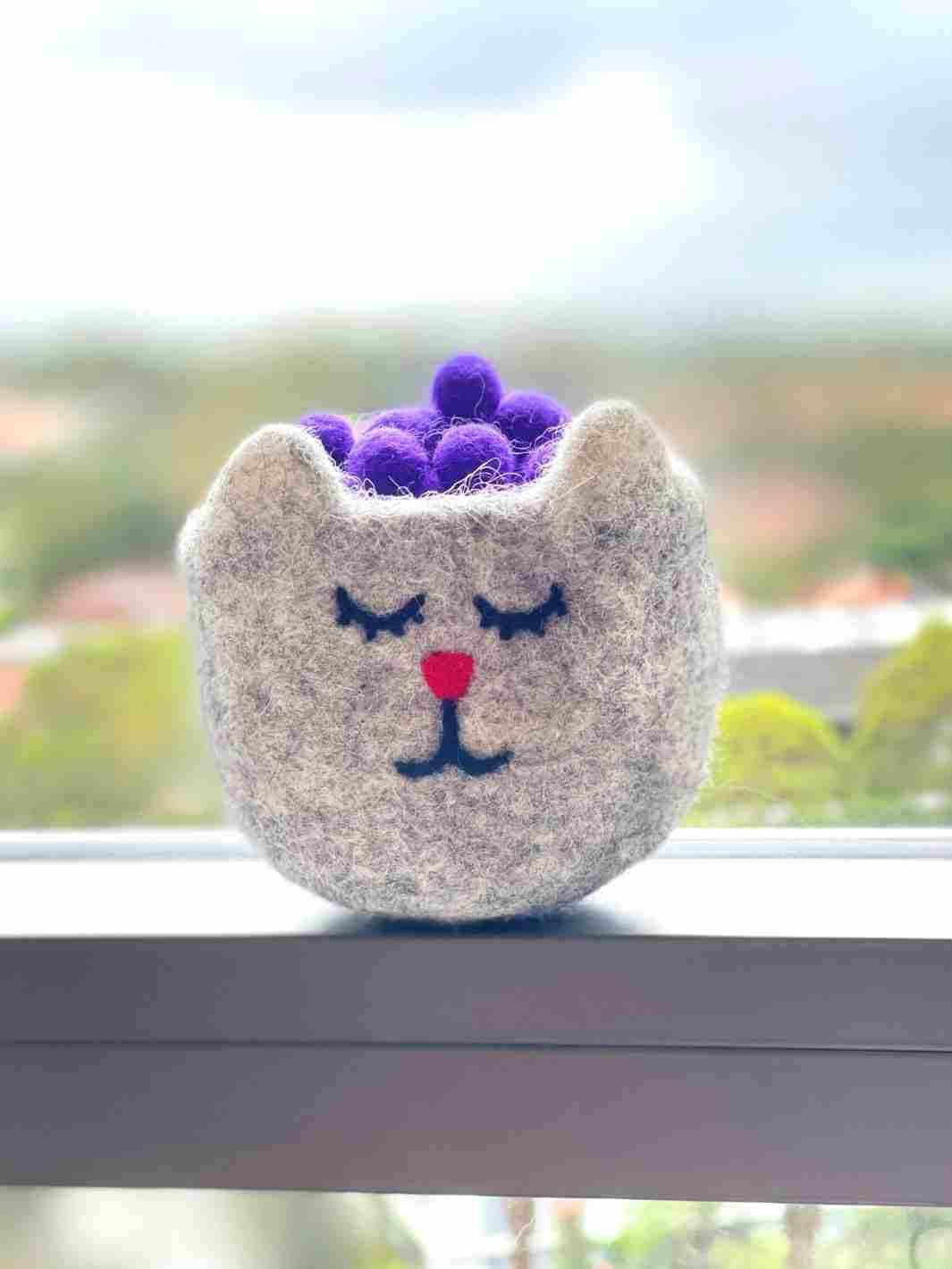 Eco-Friendly Craft Supplies | Wool Felt Balls - 1 cm (Violet) | Eco Dog & Cat 